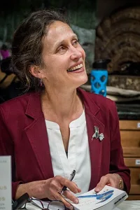 Jennifer Ackerman